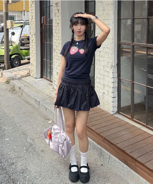 SLEEKGLOW（スリック グロウ）の「チェックストロベリーアップリケTシャツ[ネイビー]（Tシャツ/カットソー・レディース・その他・FREE）」の10枚目の写真