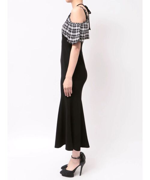 RESEXXY(リゼクシー)の「ビットポイントアンサンプルマーメイドワンピース(ワンピース・レディース・ブラック/アイボリー/ベージュ・FREE)」の18枚目の写真