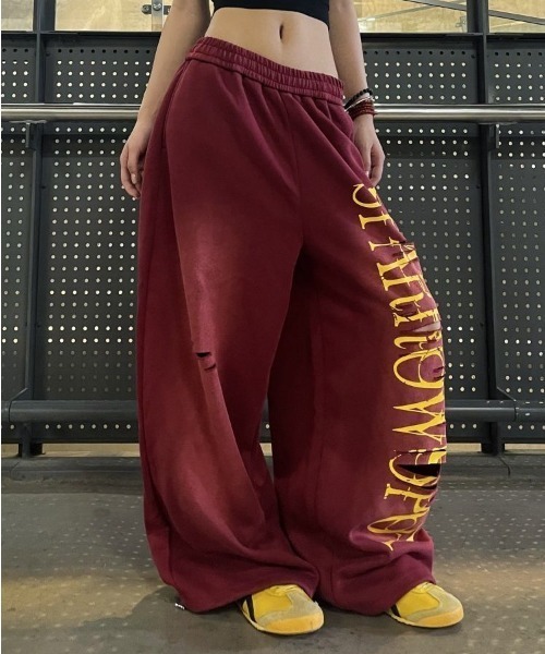 Lis ardent(リスアルダン)の「【Y2K/ストリート】ダメージ加工ロゴプリントワイドスウェットパンツ ビッグロゴルーズスウェットパンツ(スウェットパンツ・レディース・レッド/ブルー・M)」の8枚目の写真