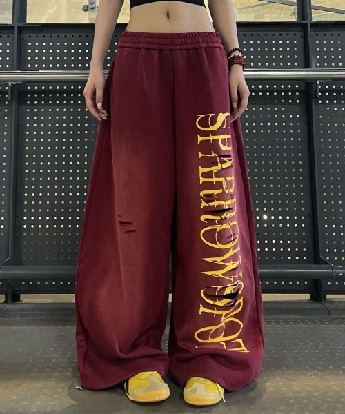 Lis ardent(リスアルダン)の「【Y2K/ストリート】ダメージ加工ロゴプリントワイドスウェットパンツ ビッグロゴルーズスウェットパンツ(スウェットパンツ・レディース・レッド/ブルー・M)」の9枚目の写真
