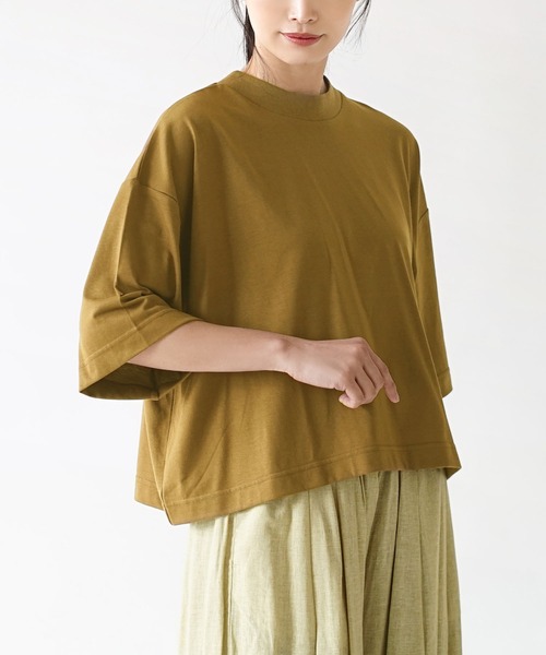 zootie(ズーティー)の「汗しみない クロップドTシャツ(Tシャツ/カットソー・レディース・ベージュ系/グレイッシュブルー/レッド系/カーキ系/杢グレー/ダークカーキ/モカ/ラベンダー/オフホワイト/ブラック/ネイビー・フリー)」の20枚目の写真