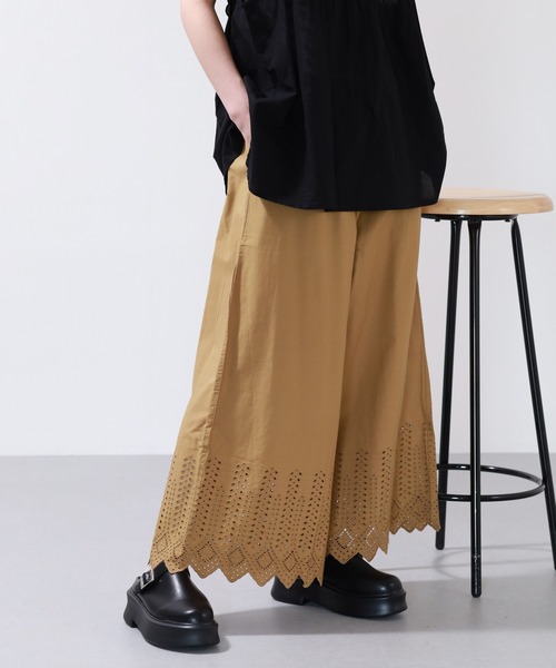 FUNALIVE（ファンアライブ）の「ポプリンスカラップ刺繍パンツ（その他パンツ・レディース・キャメル/アイボリー・M-L）」の12枚目の写真