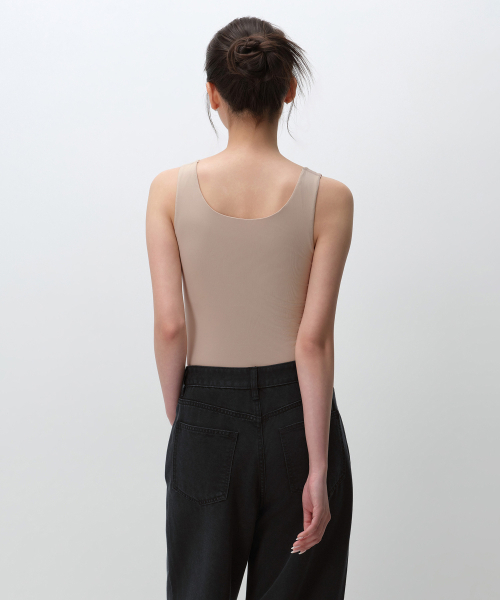 MUSINSA STANDARD WOMAN（ムシンサスタンダードウーマン）の「[クールタンダード] ブラタンクトップ [ベージュ]（Tシャツ/カットソー・レディース・その他・X-SMALL/SMALL/MEDIUM/LARGE）」の4枚目の写真