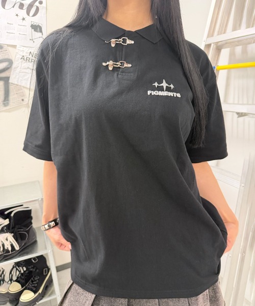 Figments（フィグメンツ）の「メタルフックポロ（ポロシャツ・レディース・ブラック・FREE）」の2枚目の写真