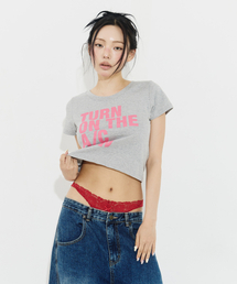 [Gimor x Drunktxt x Khaki Studio] Turn On The A/C Now Baby Tee Gray