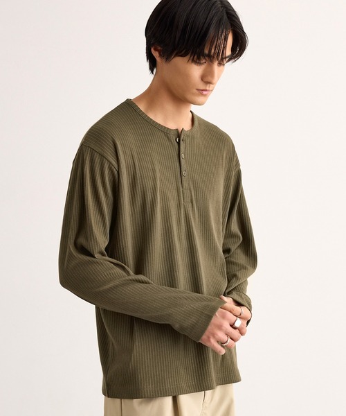 MONO-MART(モノマート)の「テレコリブ ヘンリーネック コンパクト ベーシック長袖Tシャツ(Tシャツ/カットソー・メンズ・カーキオリーブ/杢グレー/スミクロ/オフホワイト/ダークブラウン・S/M/L)」の5枚目の写真