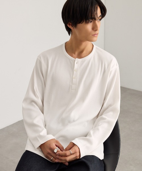 MONO-MART(モノマート)の「テレコリブ ヘンリーネック コンパクト ベーシック長袖Tシャツ(Tシャツ/カットソー・メンズ・カーキオリーブ/杢グレー/スミクロ/オフホワイト/ダークブラウン・S/M/L)」の22枚目の写真