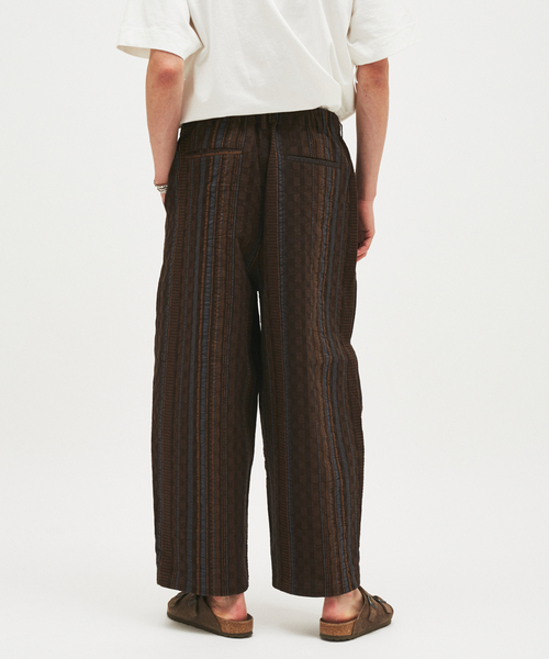 JOURNAL STANDARD(ジャーナルスタンダード)の「ストライプ ジャガード ワイド パンツ(その他パンツ・メンズ・カーキ/グレー/ブラウン・LARGE/MEDIUM)」の4枚目の写真