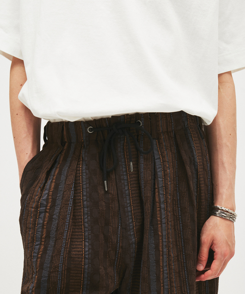 JOURNAL STANDARD(ジャーナルスタンダード)の「ストライプ ジャガード ワイド パンツ(その他パンツ・メンズ・カーキ/グレー/ブラウン・LARGE/MEDIUM)」の5枚目の写真