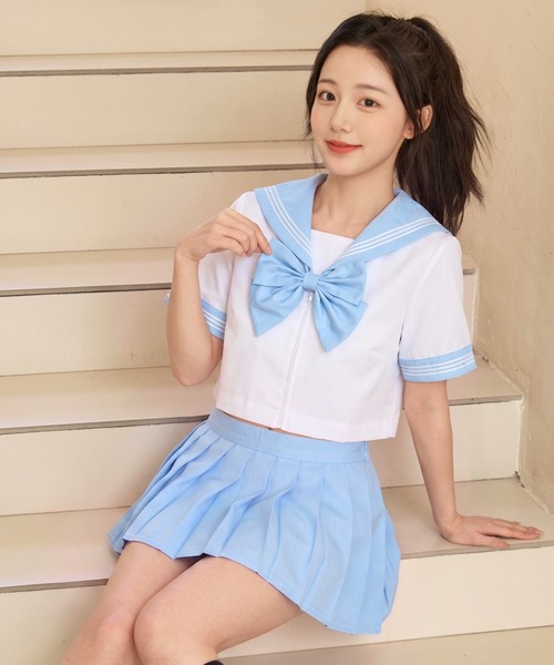 LunaBelle（ルナベル）の「【制服コスプレ3点セット】スーパーカラフルセーラー服（半袖シャツ ・スカート ・スクールリボン）（コスチューム/パーティーグッズ・レディース・ミント/ブルー/レッド/ブラック/オレンジ/ネイビー系/グリーン/サックスブルー/ホワイト×レッド/ネイビー/グレー/ピンク/イエロー/パープル・M/L/2L/S）」の7枚目の写真