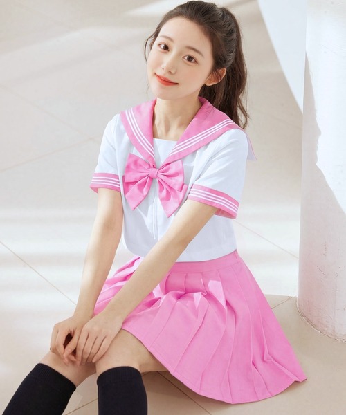 LunaBelle（ルナベル）の「【制服コスプレ3点セット】スーパーカラフルセーラー服（半袖シャツ ・スカート ・スクールリボン）（コスチューム/パーティーグッズ・レディース・ミント/ブルー/レッド/ブラック/オレンジ/ネイビー系/グリーン/サックスブルー/ホワイト×レッド/ネイビー/グレー/ピンク/イエロー/パープル・M/L/2L/S）」の12枚目の写真