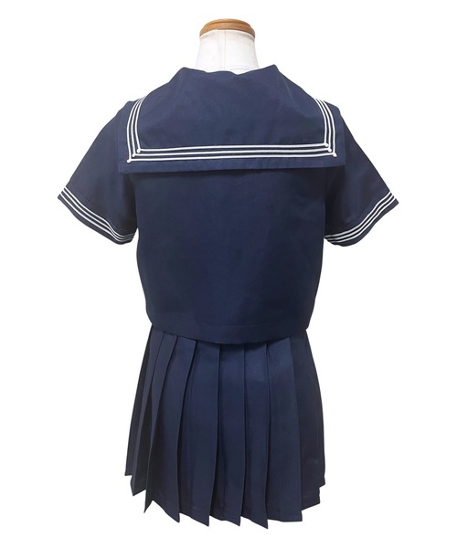 LunaBelle（ルナベル）の「【制服コスプレ3点セット】スーパーカラフルセーラー服（半袖シャツ ・スカート ・スクールリボン）（コスチューム/パーティーグッズ・レディース・ミント/ブルー/レッド/ブラック/オレンジ/ネイビー系/グリーン/サックスブルー/ホワイト×レッド/ネイビー/グレー/ピンク/イエロー/パープル・M/L/2L/S）」の18枚目の写真