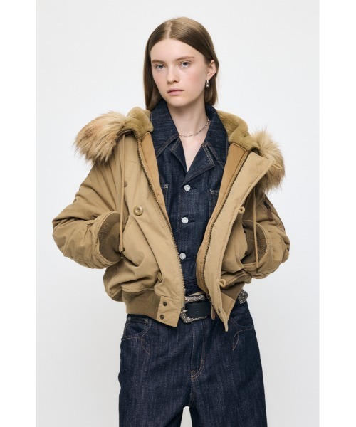 MOUSSY（マウジー）の「【26年AW新作】【展示会人気No.1】CROPPED N2-B（ブルゾン・レディース・カーキ/ベージュ/ライトブラック・FREE）」の7枚目の写真