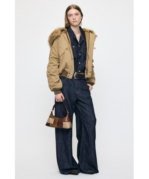 MOUSSY（マウジー）の「【26年AW新作】【展示会人気No.1】CROPPED N2-B（ブルゾン・レディース・カーキ/ベージュ/ライトブラック・FREE）」の11枚目の写真