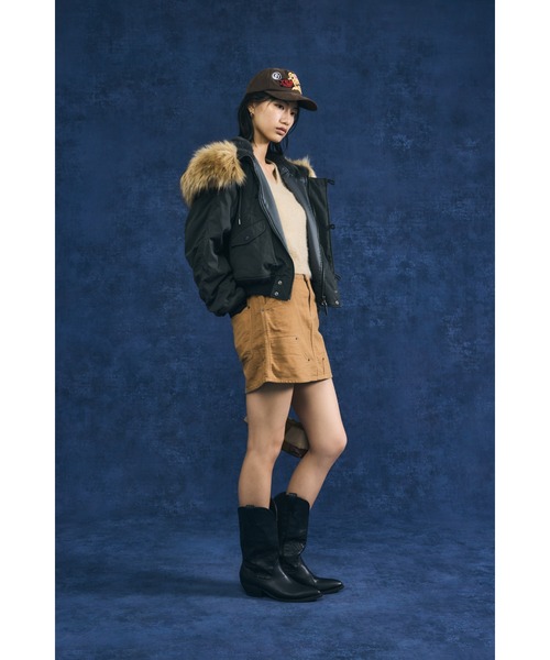 MOUSSY（マウジー）の「【26年AW新作】【展示会人気No.1】CROPPED N2-B（ブルゾン・レディース・カーキ/ベージュ/ライトブラック・FREE）」の20枚目の写真