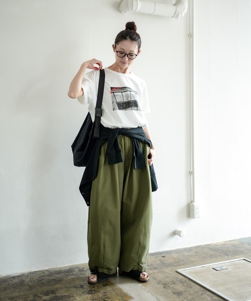 SOLAMONAT(ソラモナ)の「サラリト天竺 フォトT(POLICE)(Tシャツ/カットソー・レディース・ホワイト・FREE)」の3枚目の写真