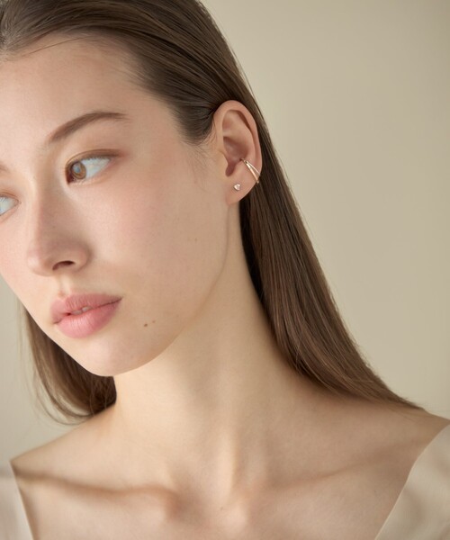 ete bijoux（エテビジュー）の「[ピース] K10YG モルガナイト ピアス（ピアス（片耳用）・レディース・イエローゴールド・FREE）」の4枚目の写真