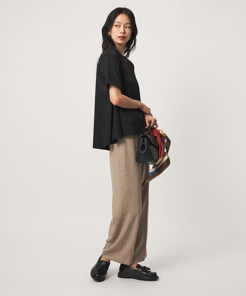 green label relaxing（グリーンレーベルリラクシング）の「Aライン Tシャツ  汗染み防止（Tシャツ/カットソー・レディース・ブラック/ライトグレー/モカ/オフホワイト・FREE）」の17枚目の写真