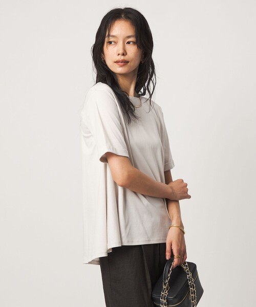 green label relaxing（グリーンレーベルリラクシング）の「Aライン Tシャツ  汗染み防止（Tシャツ/カットソー・レディース・ブラック/ライトグレー/モカ/オフホワイト・FREE）」の19枚目の写真