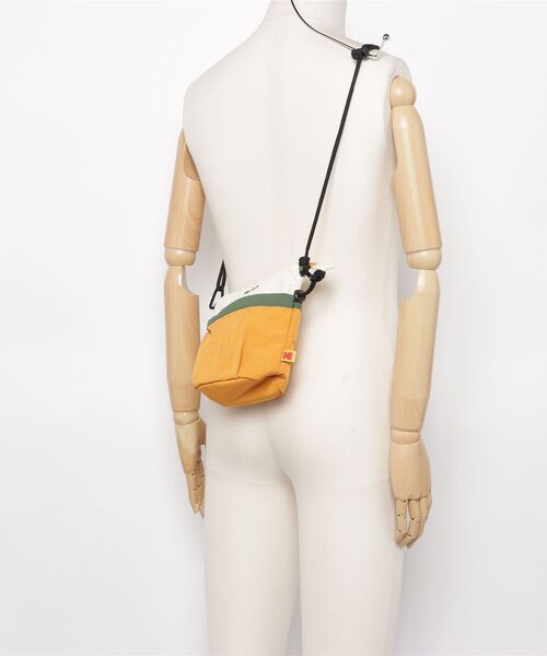 KODAK（コダック）の「コダックアパレル  String Mini Crossbag（ショルダーバッグ・メンズ・オレンジ・ﾌﾘ-）」の11枚目の写真