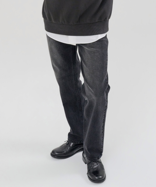 CHASECULT(チェイスカルト)の「メンズ ブラックウォッシュ ストレートデニム-FERK2313B03(デニムパンツ・メンズ・ブラック・76/82/86/92/70)」の5枚目の写真