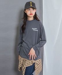 MELLOW-LY（メロウリー）の「【MELLOW-LY/綿100】アソートロゴルーズ長袖Tシャツ（Tシャツ/カットソー）」