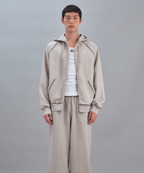 Rest&Recreation(レストアンドレクリエーション)の「PIGMENT HOOD ZIP-UP - BEIGE(パーカー・メンズ・その他・LARGE/SMALL)」の6枚目の写真