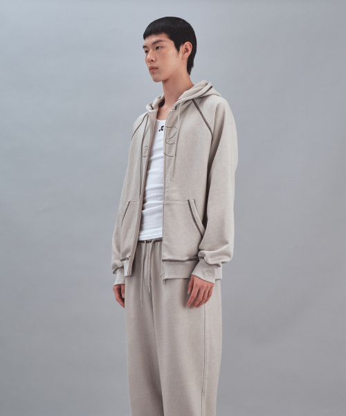 Rest&Recreation(レストアンドレクリエーション)の「PIGMENT HOOD ZIP-UP - BEIGE(パーカー・メンズ・その他・LARGE/SMALL)」の7枚目の写真