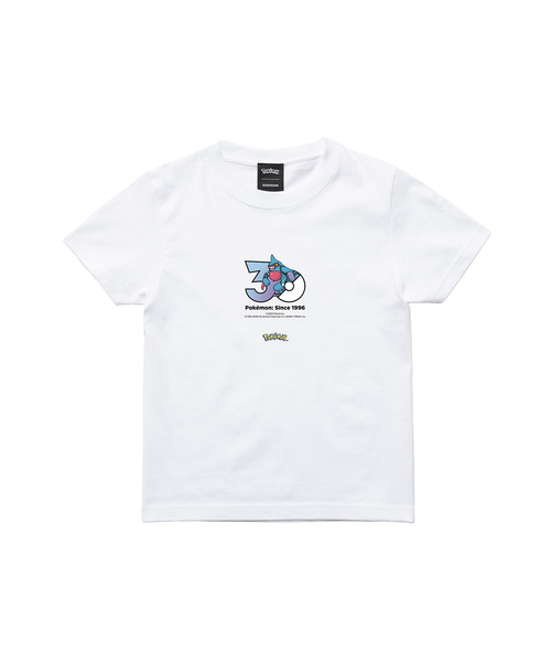 ZOZOSPOT(ゾゾスポット)の「Pokemon 30th Anniversary 1025 T-shirt 「ドクロッグ」(Tシャツ/カットソー・レディース・ホワイト・SMALL/MEDIUM/LARGE/X-LARGE/XX-LARGE/XXX-LARGE/100cm/110cm/120cm/130cm/140cm/150cm/160cm)」の2枚目の写真