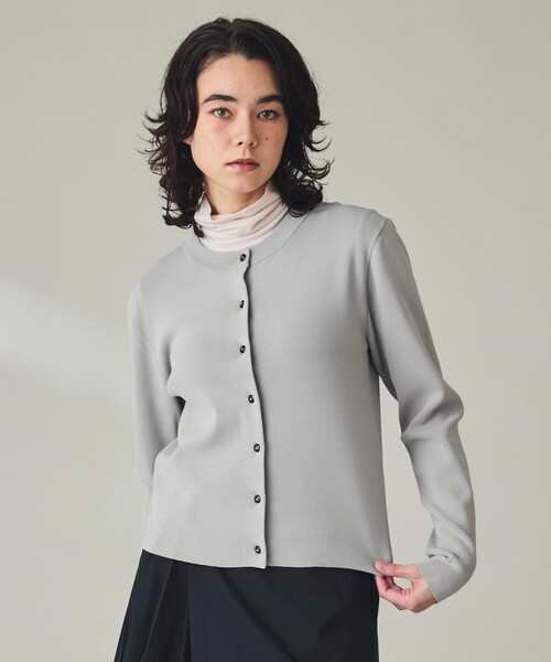 AIGLE(エーグル)の「UVカット ロングスリーブ カーディガン(Tシャツ/カットソー・レディース・グレー/レッド/ダークネイビー・L/M/S)」の2枚目の写真