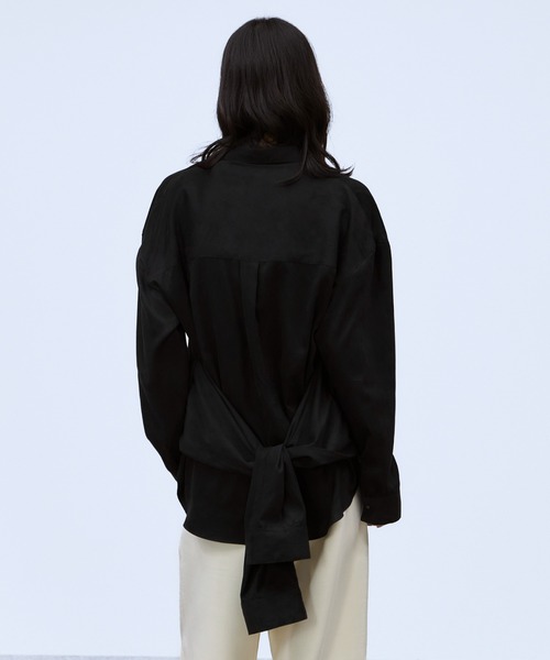 THINGS THAT MATTER（シングス ザット マター）の「MULTIWAY SLEEVE SUEDE-LIKE SHIRT / マルチウェイ スリーブ スエードライク シャツ（シャツ/ブラウス・レディース・ブラック・FREE）」の9枚目の写真