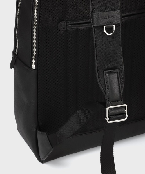 Paul Smith(ポールスミス)の「クリーンレザー トラベルバックパック【553461 N343R】(バックパック/リュック・メンズ・ブラック/グレイッシュベージュ・FREE)」の5枚目の写真