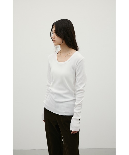 STYLEMIXER(スタイルミキサー)の「UネックロンT(Tシャツ/カットソー・レディース・ホワイト/ブラック/マスタード・FREE)」の5枚目の写真