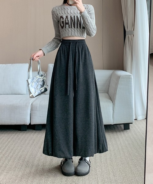 AMAJI(アマジ)の「ハイウエスト ギャザー タック ワイドパンツ(その他パンツ・レディース・ホワイト/ブラック/ベージュ/グレー・SMALL/MEDIUM/LARGE/X-LARGE)」の3枚目の写真