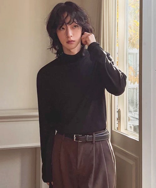 NOWLE（ノウル）の「【NOWLE】スマートフィット モックネック スムース カットソー 長袖 Tシャツ / ロンT（Tシャツ/カットソー・メンズ・ホワイト/ブラック・X-LARGE/LARGE/MEDIUM）」の3枚目の写真