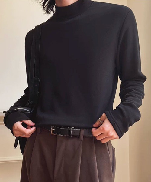 NOWLE（ノウル）の「【NOWLE】スマートフィット モックネック スムース カットソー 長袖 Tシャツ / ロンT（Tシャツ/カットソー・メンズ・ホワイト/ブラック・X-LARGE/LARGE/MEDIUM）」の4枚目の写真