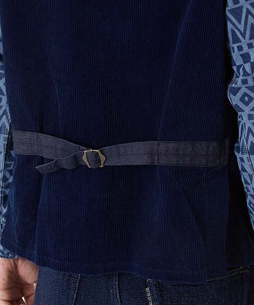 BLUE BLUE（ブルーブルー）の「インディゴコーデュロイ ハンティングベスト（ベスト・メンズ・インディゴブルー・L/M）」の5枚目の写真