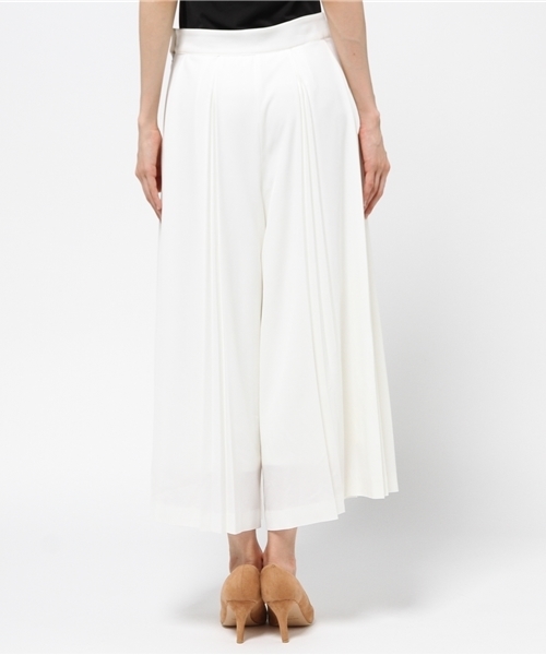 GUILD PRIME（ギルドプライム）の「【GUILD PRIME】WOMENS プリーツガウチョパンツ（その他パンツ・レディース・ホワイト・34/36）」の4枚目の写真