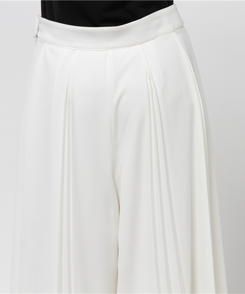 GUILD PRIME（ギルドプライム）の「【GUILD PRIME】WOMENS プリーツガウチョパンツ（その他パンツ・レディース・ホワイト・34/36）」の6枚目の写真