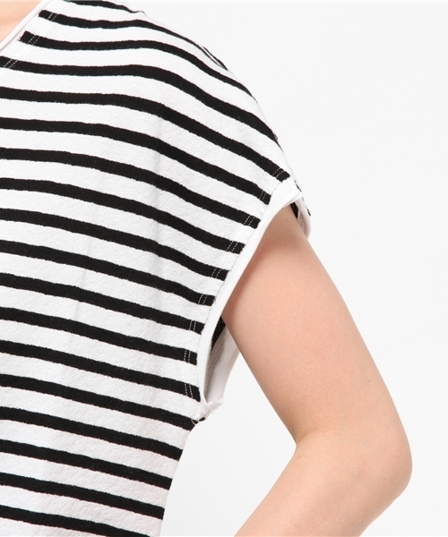 v::room（ヴィルーム）の「v::room(ヴィルーム) フレンチスリーブボーダーTシャツ/エクスクルーシフ゛コレクション（Tシャツ/カットソー・レディース・ブラック/グレー・2/1/0）」の9枚目の写真