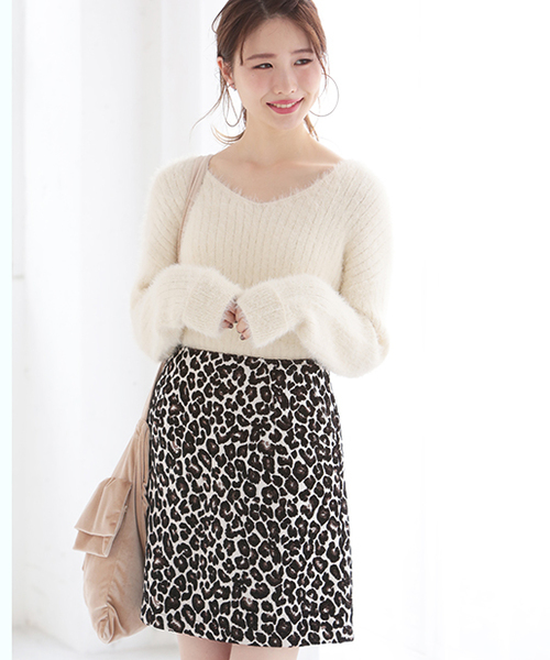 one after another NICE CLAUP（ワンアフターアナザーナイスクラップ）の「シャギーVネックニット（ニット/セーター・レディース・ブラック/サックスブルー/ライトピンク/アイボリー・FREE）」の19枚目の写真