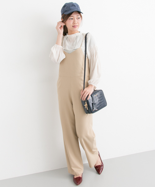 URBAN RESEARCH(アーバンリサーチ)の「UR キャミオールインワン(サロペット/オーバーオール・レディース・ブラック/ベージュ・36/38)」の5枚目の写真