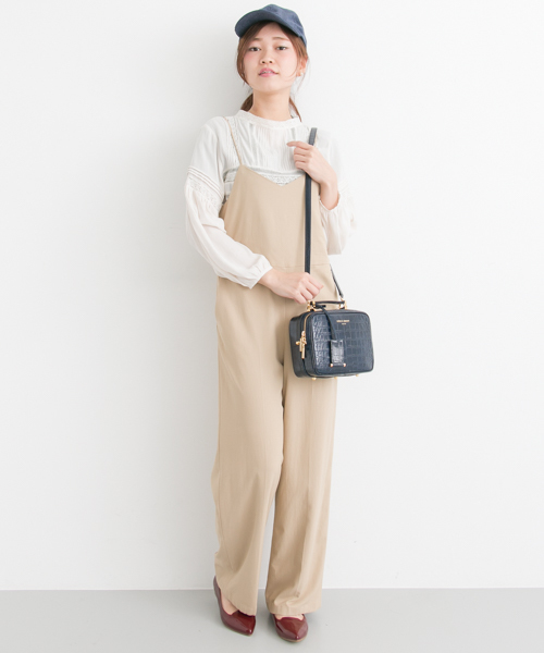 URBAN RESEARCH(アーバンリサーチ)の「UR キャミオールインワン(サロペット/オーバーオール・レディース・ブラック/ベージュ・36/38)」の6枚目の写真