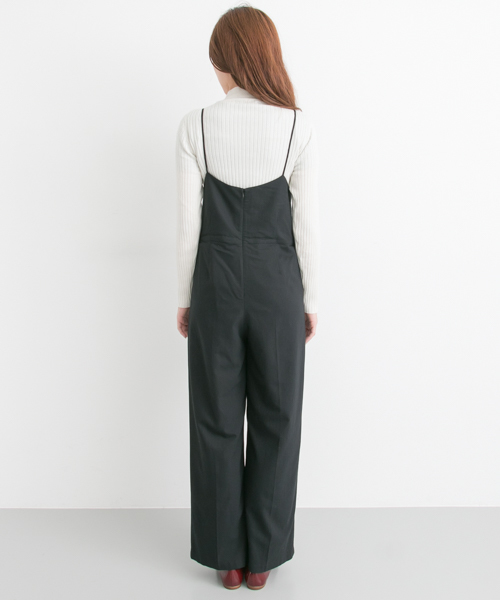 URBAN RESEARCH(アーバンリサーチ)の「UR キャミオールインワン(サロペット/オーバーオール・レディース・ブラック/ベージュ・36/38)」の9枚目の写真