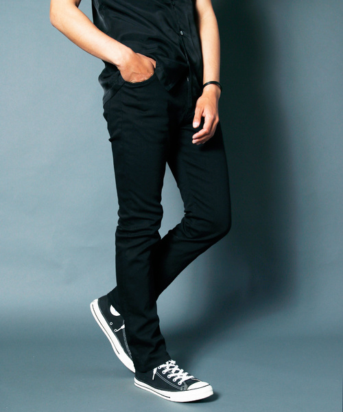 Magine(マージン)の「NO.35 STRETCH SLIM STRIGHT OVERDYE BLACK DENIM:NO.35ストレッチスリムストレート オーバーダイブラックデニム(デニムパンツ・メンズ・ブラック・46/44/48)」の1枚目の写真