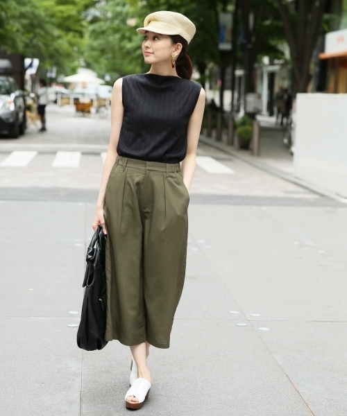 LEPSIM（レプシィム）の「GRINFILクロプドワイドパンツ　739535（その他パンツ・レディース・オフホワイト/ブラック/ライトベージュ/カーキ・MEDIUM/LARGE）」の20枚目の写真