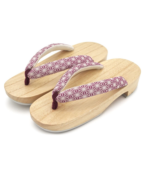 bonheur saisons（ボヌールセゾン）の「浴衣3点セット （浴衣＋帯＋下駄）「bonheur saisons/ボヌールセゾン」（浴衣・レディース・ホワイト系その他/レッド系その他2/ベージュ系その他6/ピンク系その他/ベージュ系その他7/ライトブルー/ブルー系その他3/イエロー系その他2/ベージュ系その他5/ホワイト系その他2/ブルー系その他5/ホワイト系その他4/ブルー系その他6/ホワイト系その他3/ブルー系その他/ブルー系その他2・FREE/フリー）」の19枚目の写真