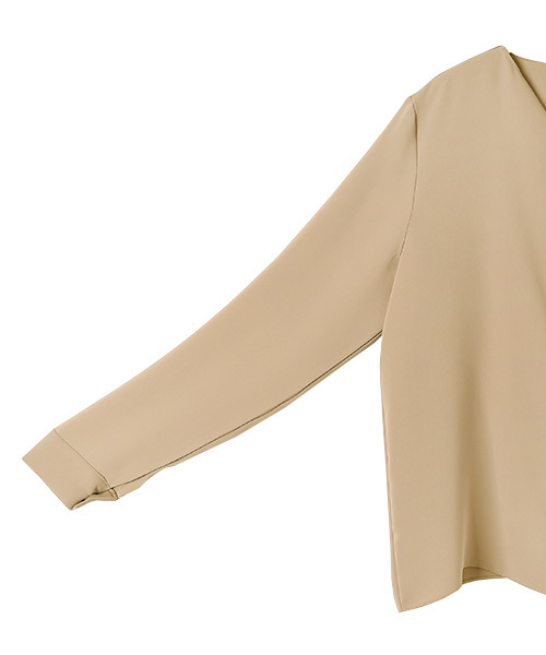 marjour（マージュール）の「シングルカラーブラウス（シャツ/ブラウス・レディース・ブラック/オフホワイト/ベージュ・MEDIUM）」の13枚目の写真