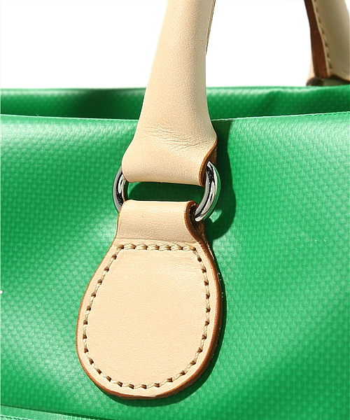 BEAMS（ビームス）の「Scye / ターポリンTOTE（トートバッグ・メンズ・グリーン・ONE SIZE）」の5枚目の写真