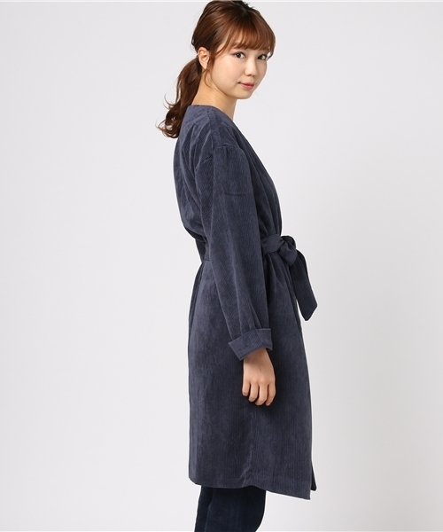 LBC（エルビーシー）の「コーデュロイガウンコート                  （その他アウター・レディース・オフホワイト/ネイビー/ブラウン・MEDIUM/LARGE）」の7枚目の写真